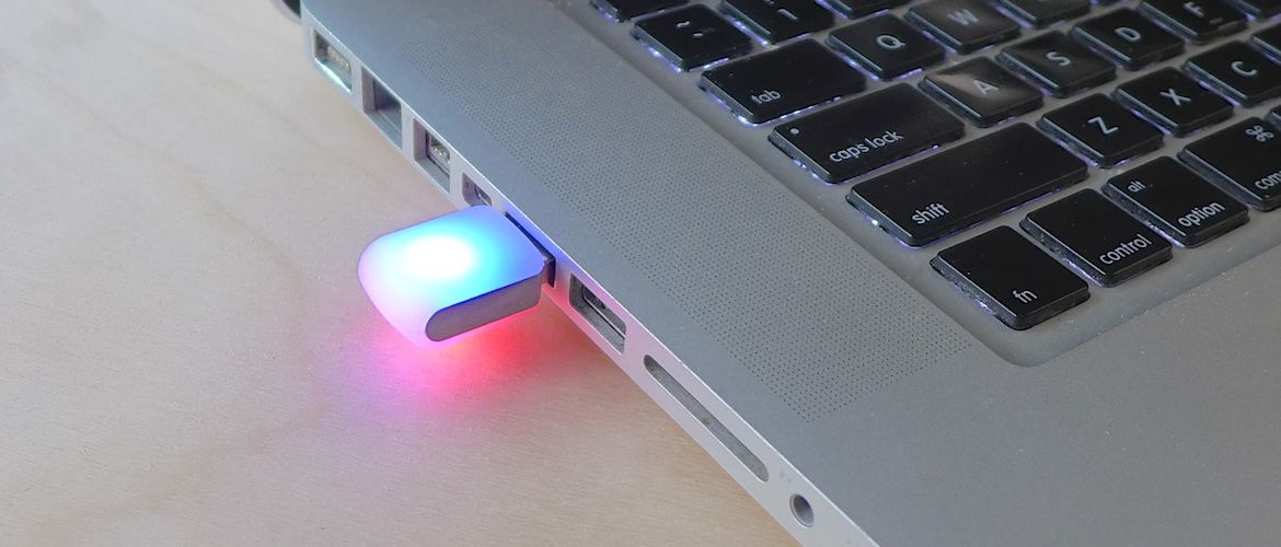 blink(1) – the USB RGB LED notification light